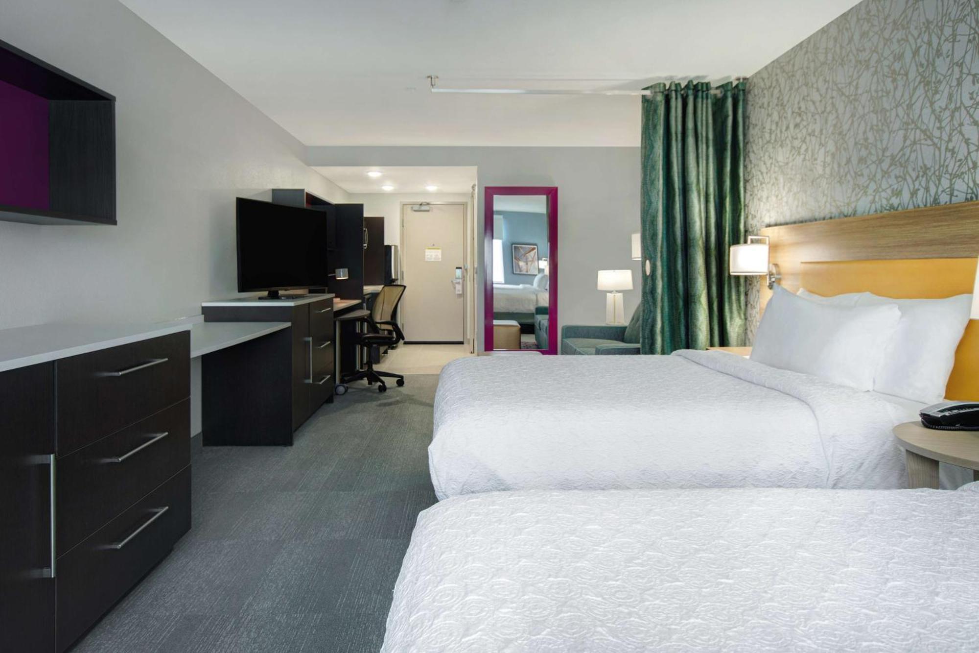 Home2 Suites By Hilton Grand Rapids Airport Kentwood ภายนอก รูปภาพ