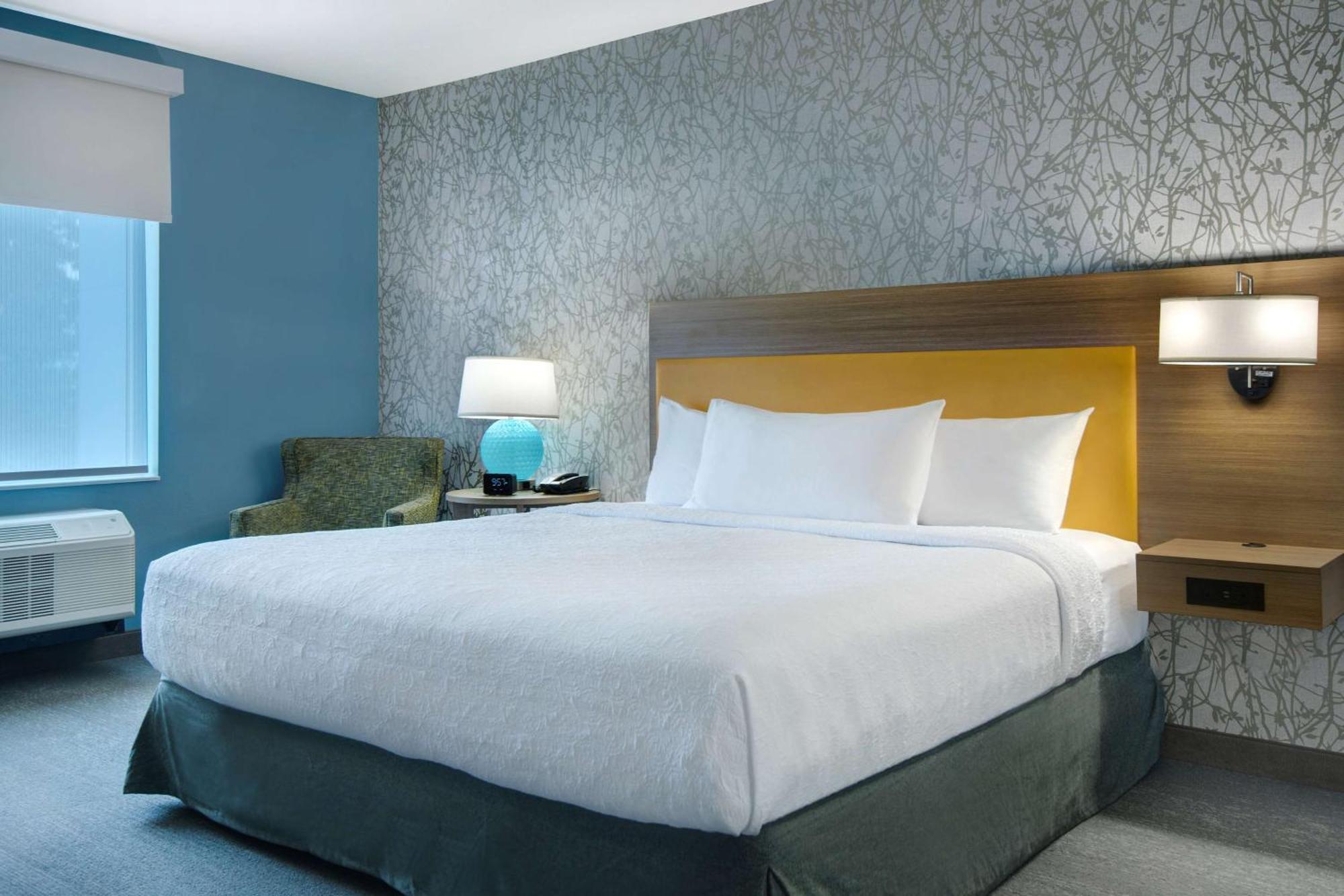 Home2 Suites By Hilton Grand Rapids Airport Kentwood ภายนอก รูปภาพ