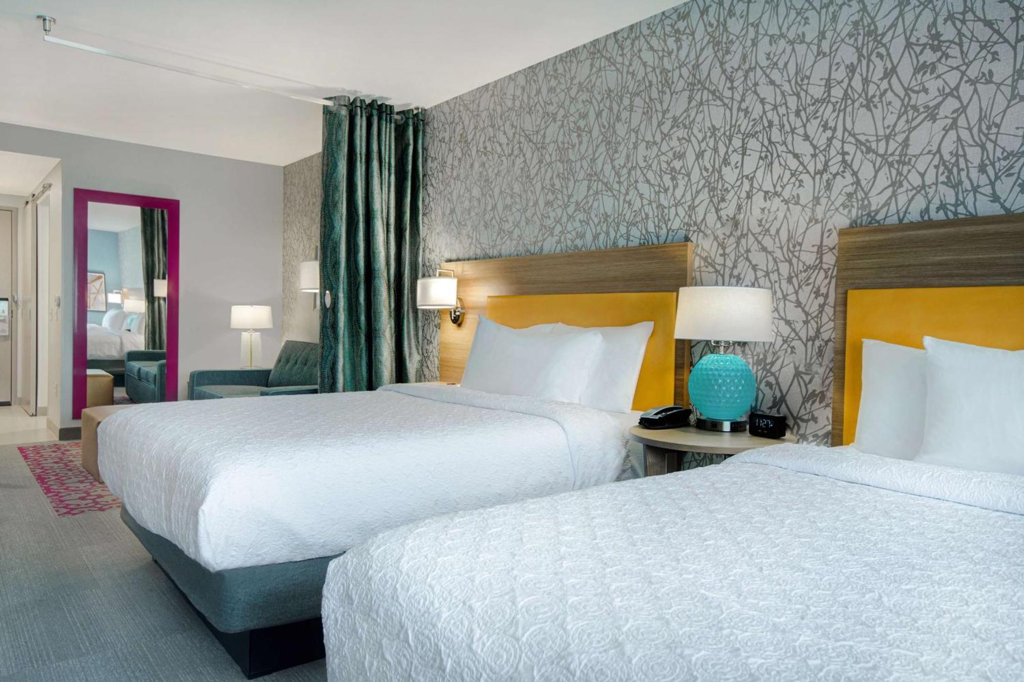 Home2 Suites By Hilton Grand Rapids Airport Kentwood ภายนอก รูปภาพ